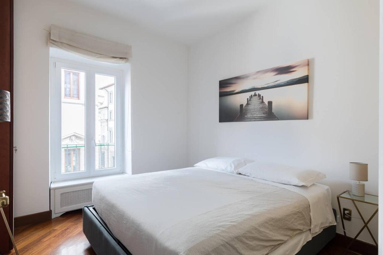 Queenavona Apartment